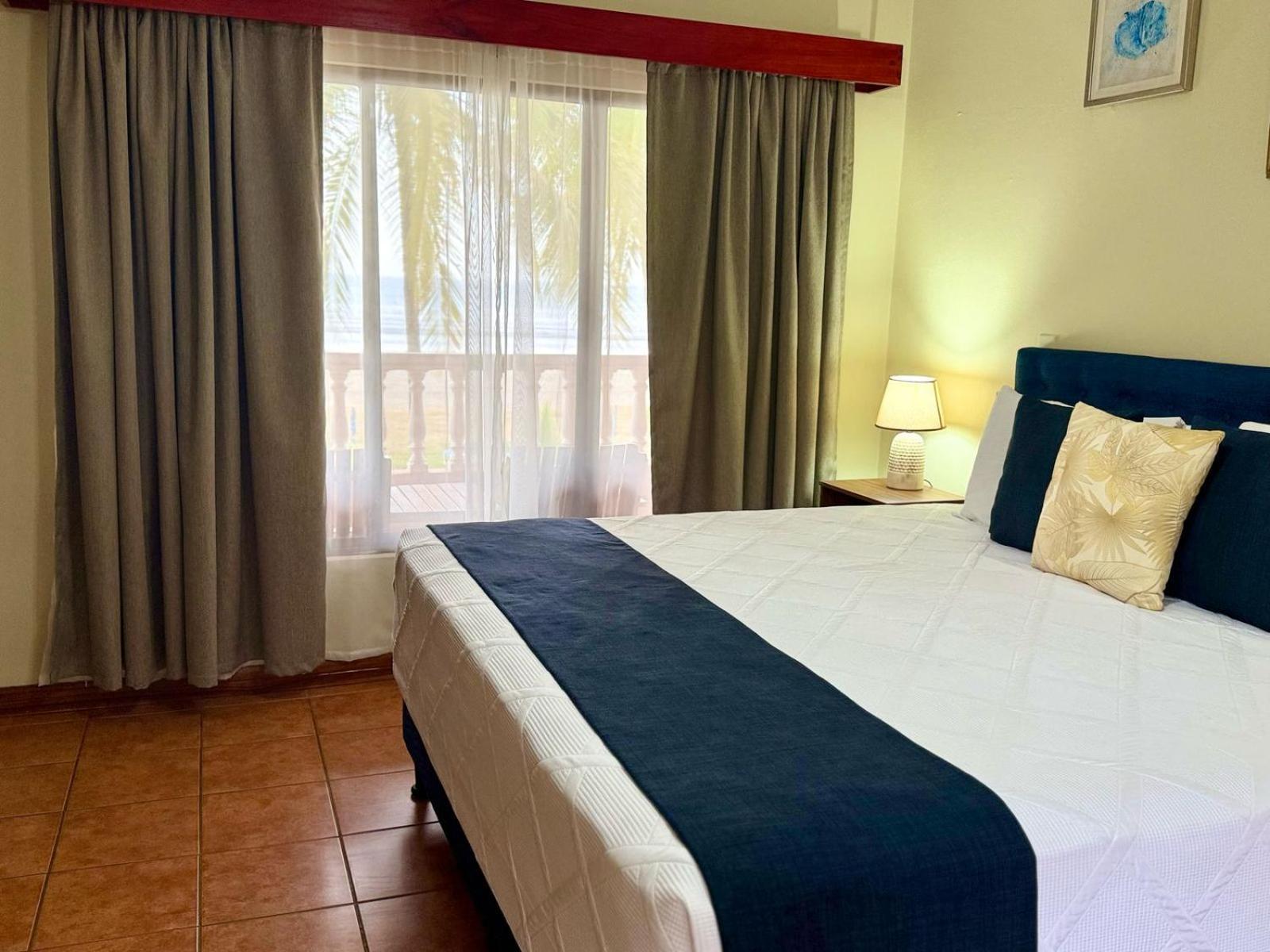 Hotel Delfin Playa Bejuco 에스테릴로스 에스테 외부 사진